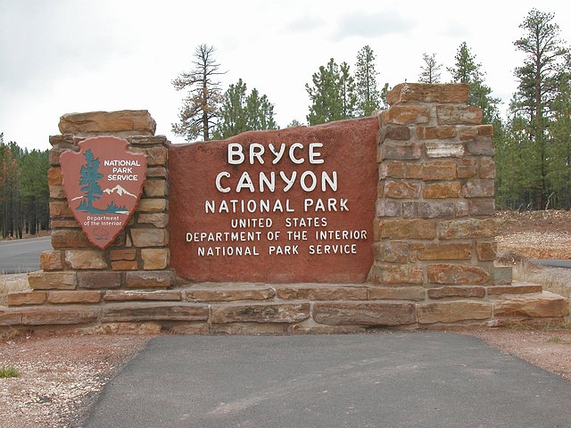 <b>Bryce Canyon